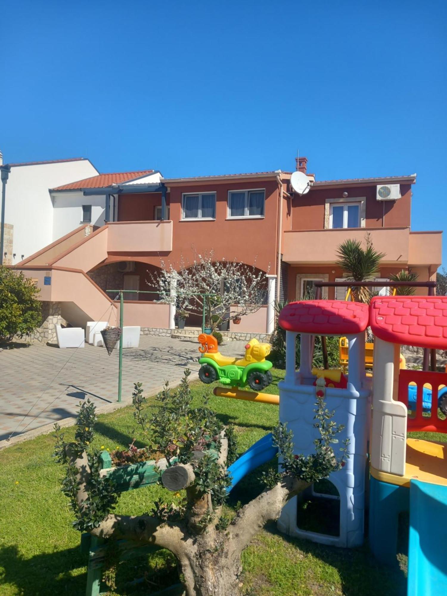 Apartmani Goga Биоград-на-Мору Экстерьер фото